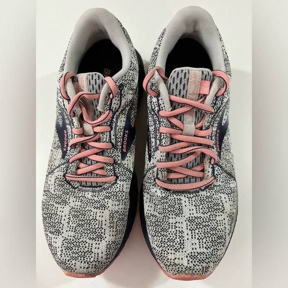 Brooks Adrenaline GTS 21 Running Shoes Navy and White with Salmon Pink Sole 11W - Picture 2 of 9